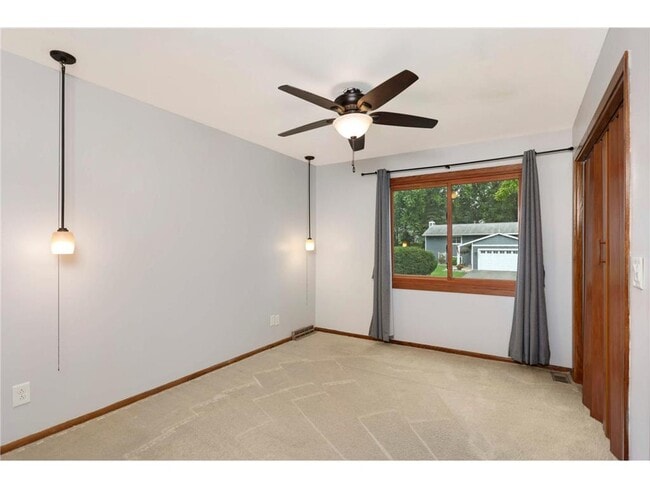 Building Photo - 8666 Windward Cir