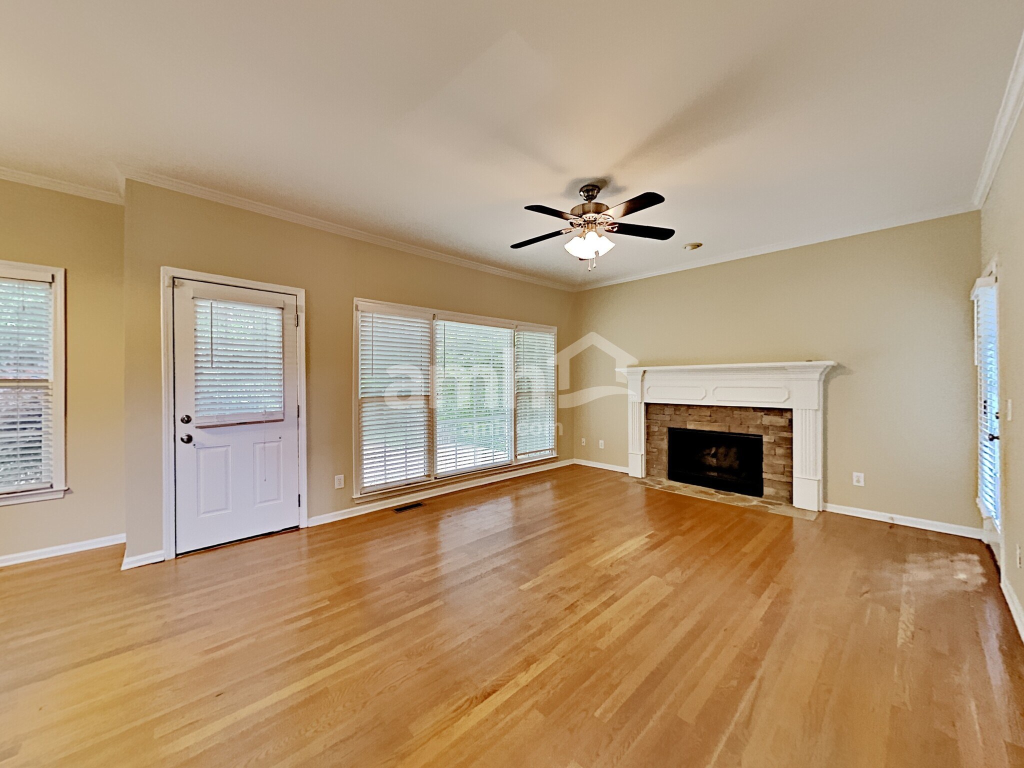 Building Photo - 6261 Sharpsburg Ct NW