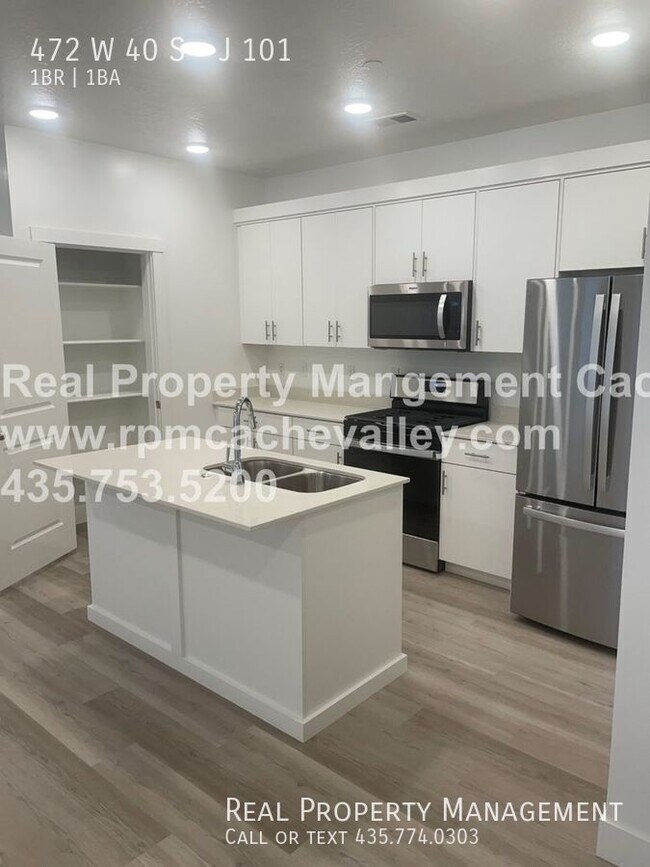 Building Photo - 472 W 40 S