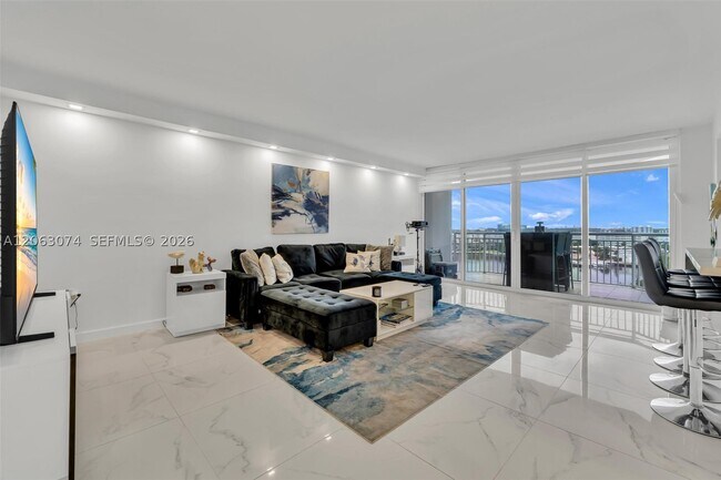 Building Photo - 18071 Biscayne Blvd