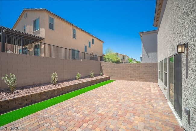 Building Photo - 7721 Weekes Ct