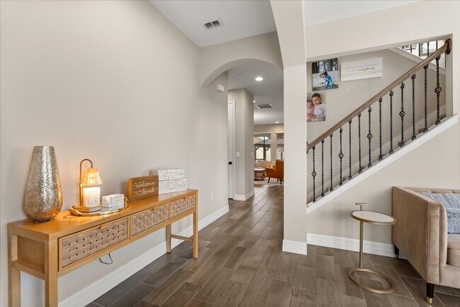 Building Photo - 1713 Pasture Lp