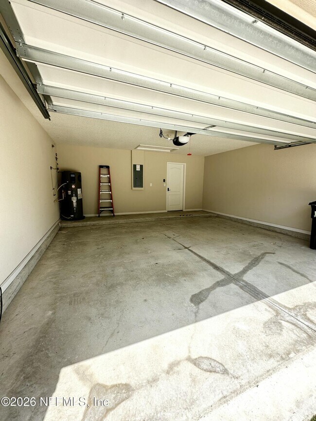 Building Photo - 227 Sawmill Landing Dr