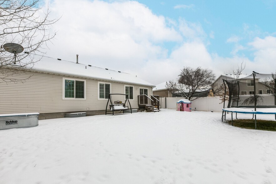 Building Photo - 6002 W Olympiad Ln