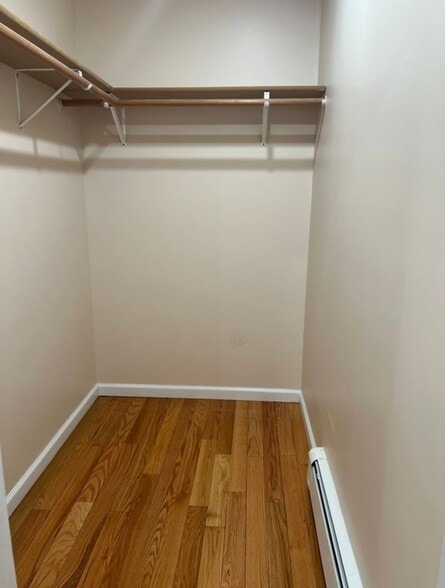 23 - Master Bedroom Walk-in Closet - 100 5th Ave