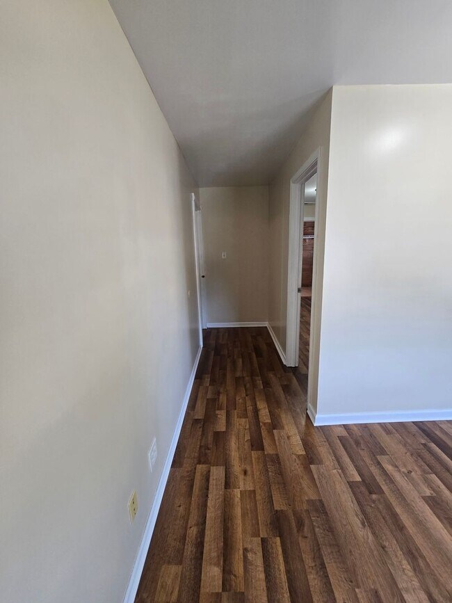 Building Photo - 3334 Michigan St