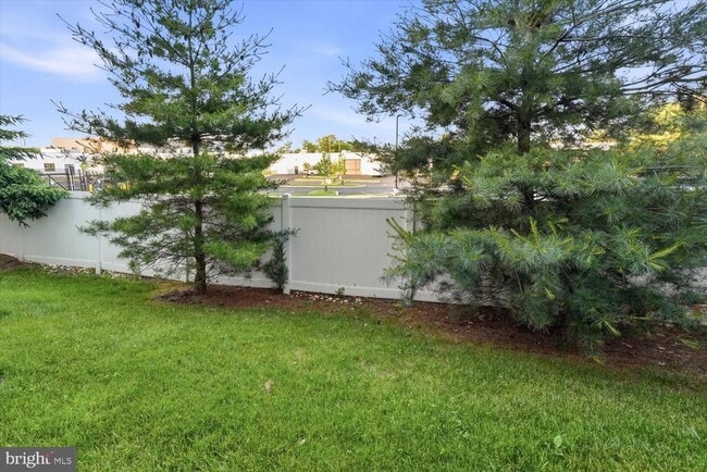 Building Photo - 145 Mercer Ct