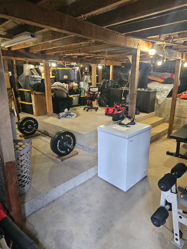 Building Photo - 2512 Butte St