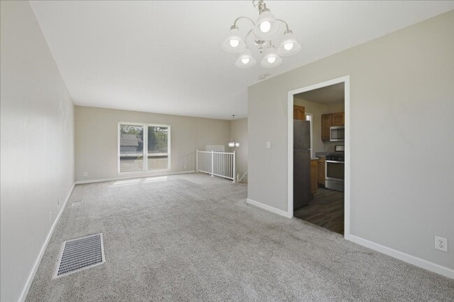 Building Photo - 3226 Voigt Dr