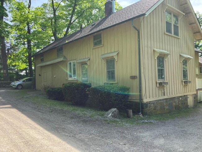Building Photo - 501-511-511 Lane Gate Rd