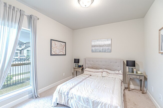 Building Photo - 15022 Concho River Wy