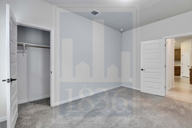 Building Photo - 160 Sangaree Dr