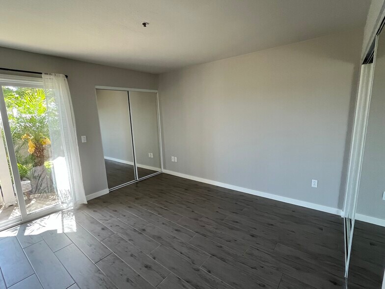 Building Photo - 159 Mangano Cir