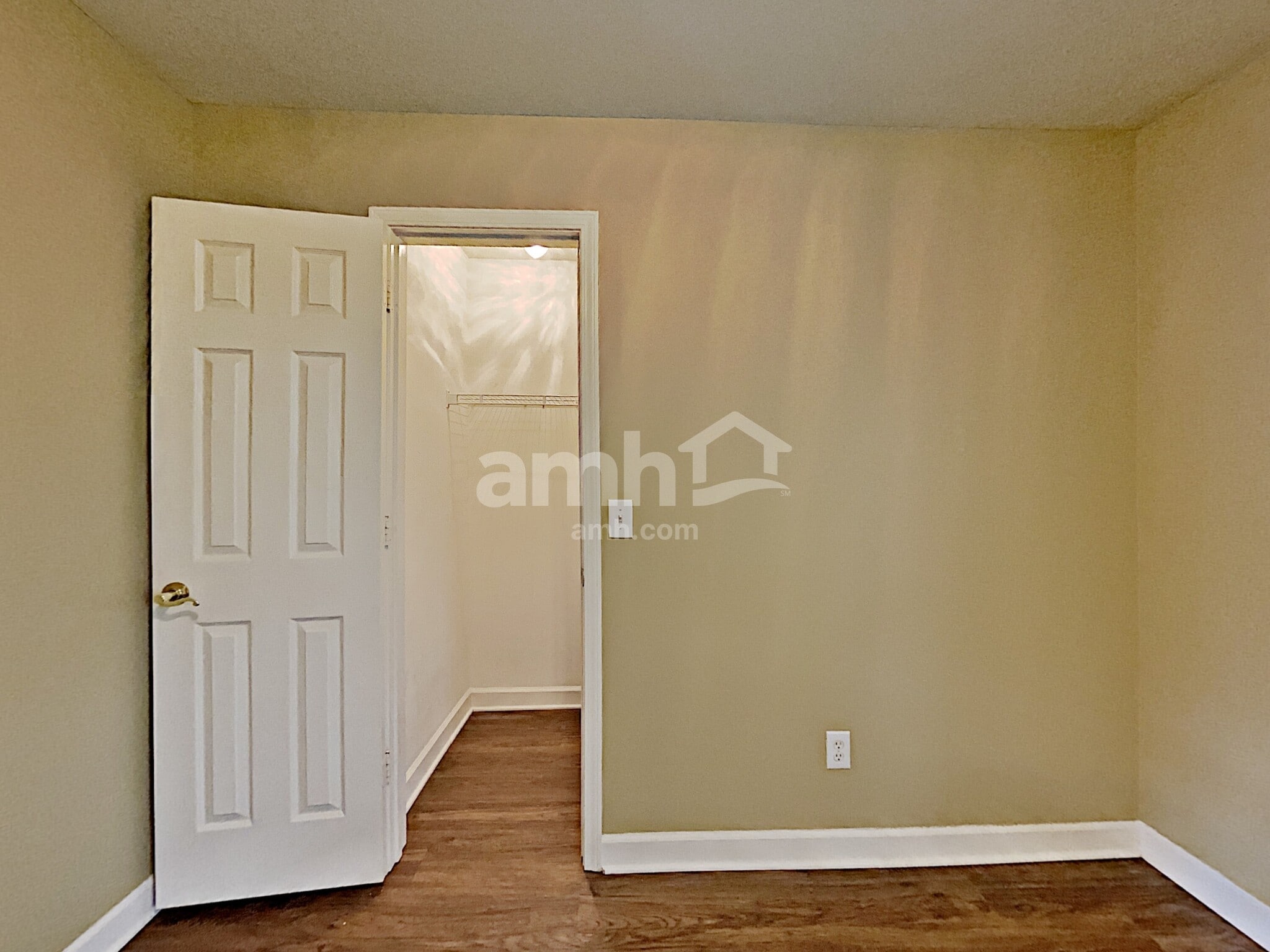 Building Photo - 908 Wonderland Pass