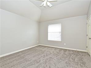 Building Photo - 2737 Plantation Dr
