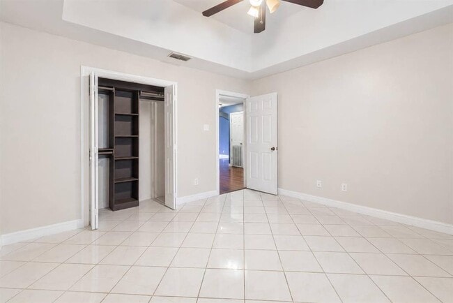 Building Photo - 3482 Chablis Dr