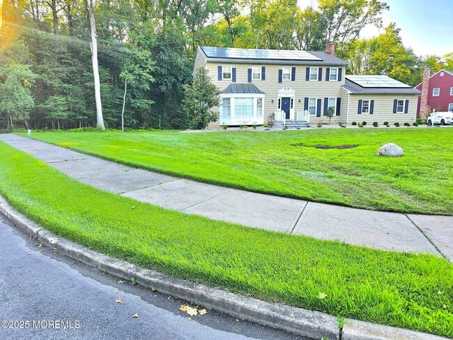 Building Photo - 19 Monterey Dr