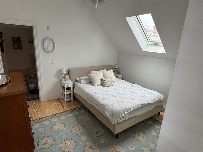 Building Photo - 5 Horton St