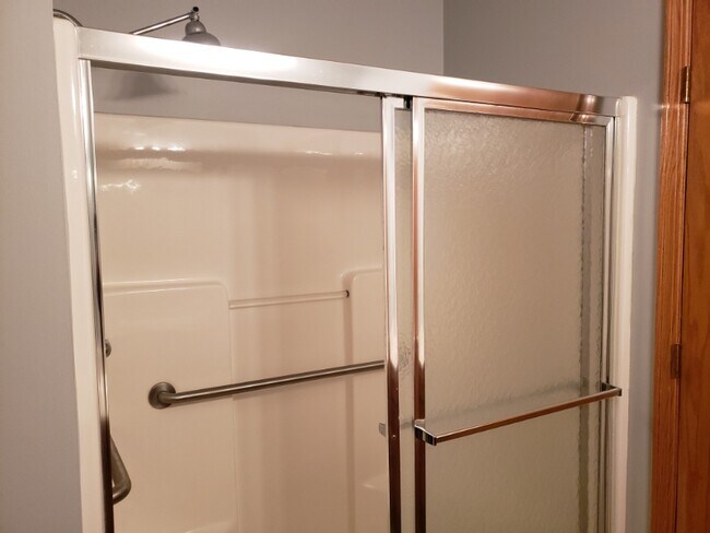 Building Photo - 2022 S Webb Rd