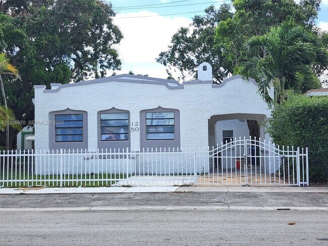 Primary Photo - 1250 NW 55th St