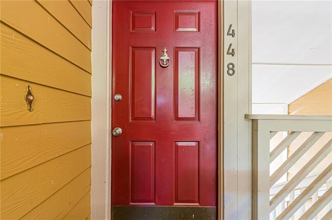 Building Photo - 448 McGill Pl NE