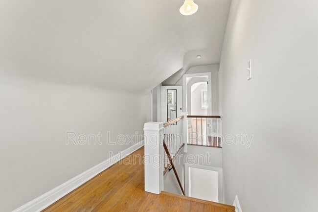 Building Photo - 147 Westgate Dr