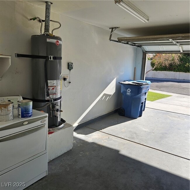 Building Photo - 9516 Wooden Pier Way