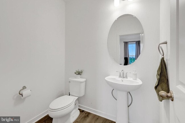 Building Photo - 20941 Bluebird Sq