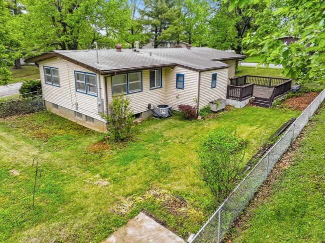 Building Photo - 3034 Forge Dr