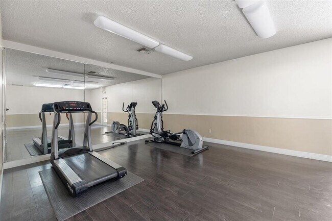 Building Photo - 18338 NW 68th Ave
