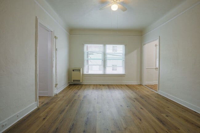 Floorplan - Catalina Apartments