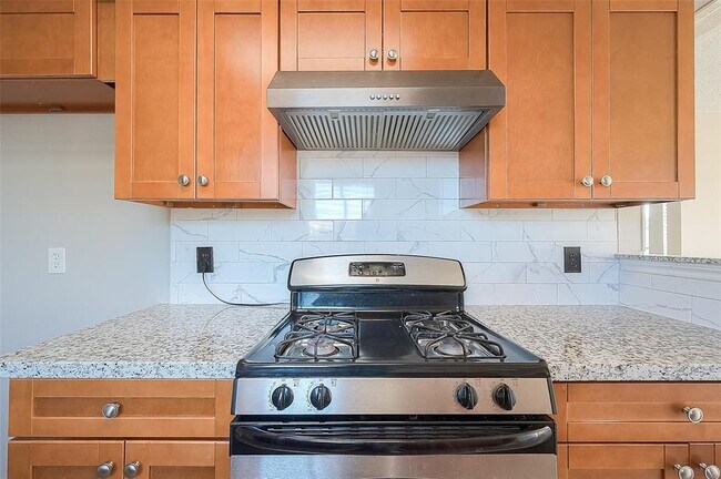 Building Photo - 4727 Kennedy Heights Blvd
