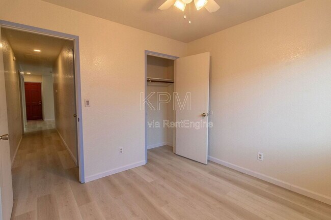 Building Photo - 6072 Carolina Cir
