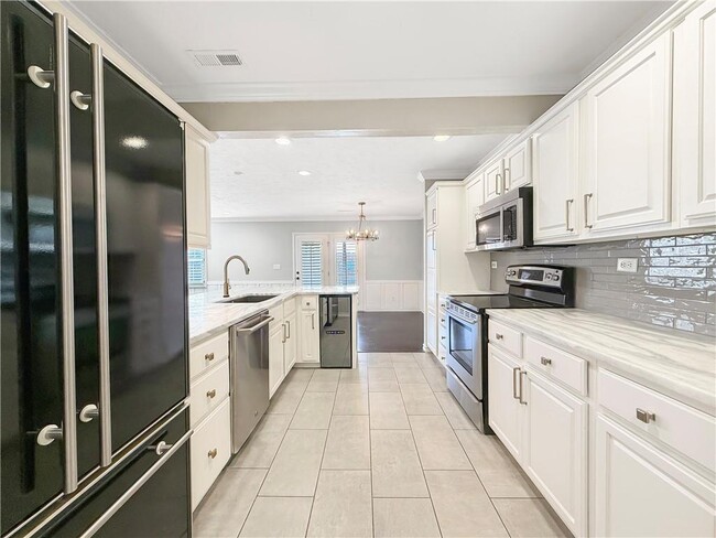 Building Photo - 27 W La Quinta Ct