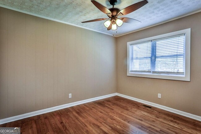 Building Photo - 680 North Ave