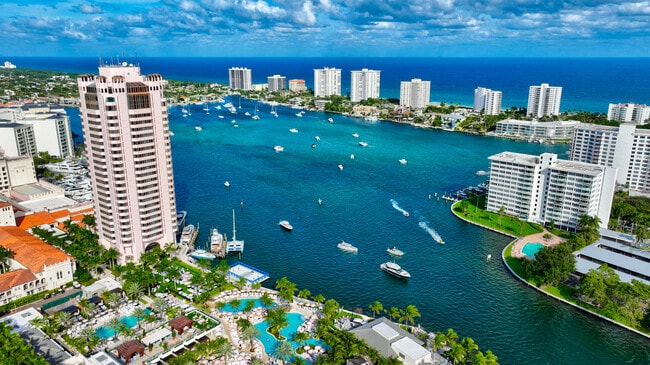 Building Photo - 331 Mizner Lake Estates Dr