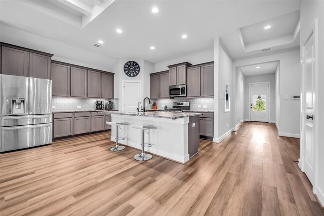 Building Photo - 2502 Ocean Key Dr
