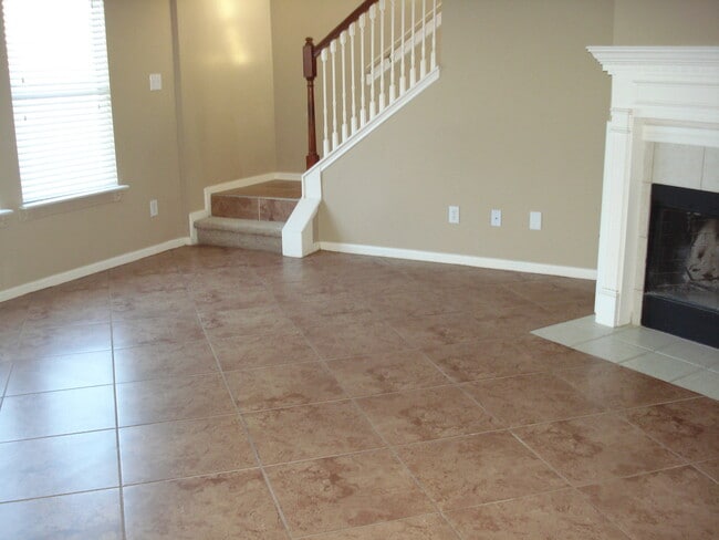 Building Photo - COMING SOON. @ A Great Location!