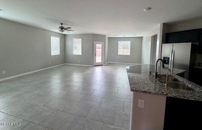 Building Photo - 138 Monteine Trl