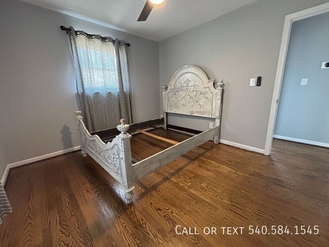 Building Photo - 449 Missimer Ln