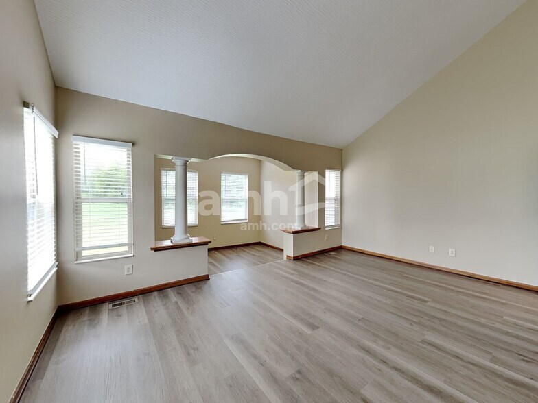 Building Photo - 160 Whittington Pl