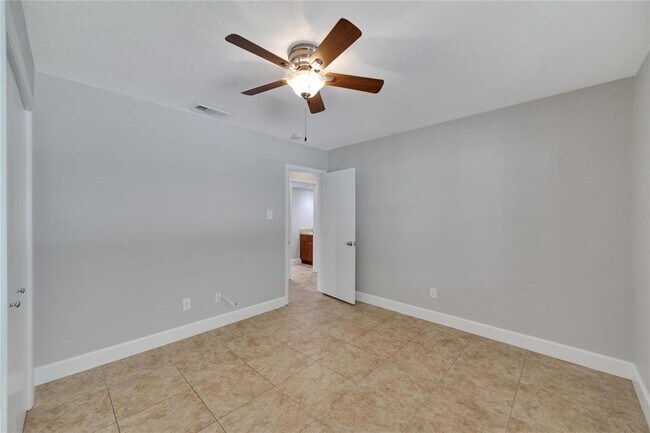 Building Photo - 3418 W Union St