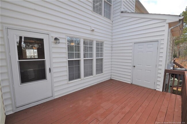 Building Photo - 402 Knightsborough Way