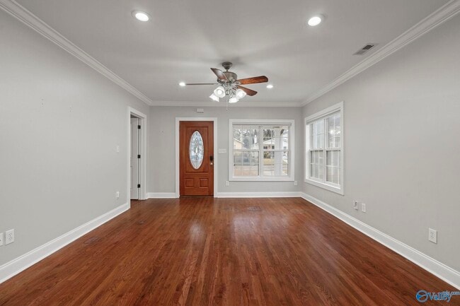 Building Photo - 1518 Beirne Ave NE