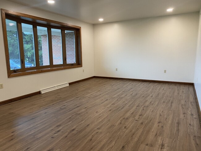 Building Photo - 2208 Forry Rd