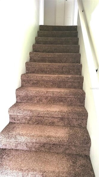 Building Photo - 721 Kensington Lake Cir