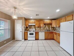 Building Photo - Make Yourself at Home — Charming 3-Bed, 2-Bath in Lehigh Acres. Your Duplex Dream Just Got Better!