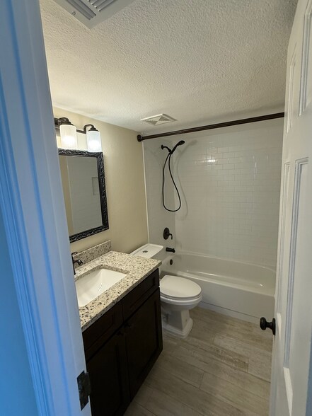 Bathroom - 400 1st St S