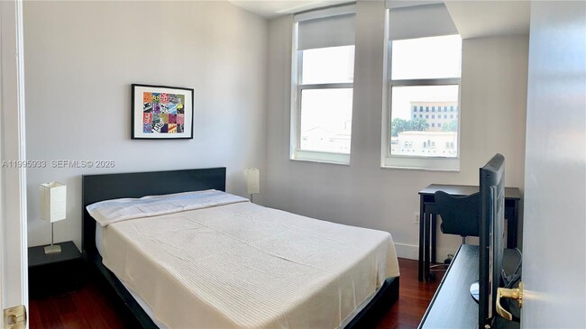 Building Photo - 4100 Salzedo St