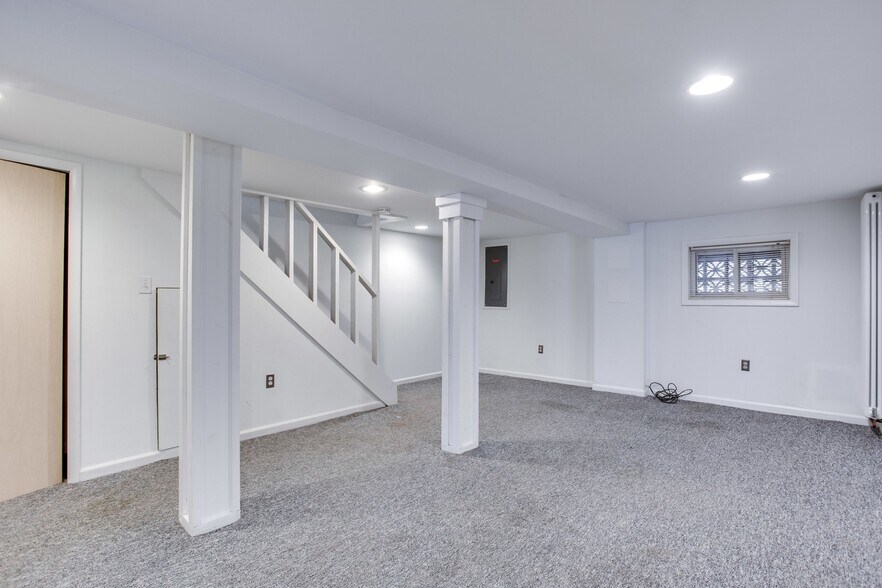 Basement - 702 Ingraham St NW